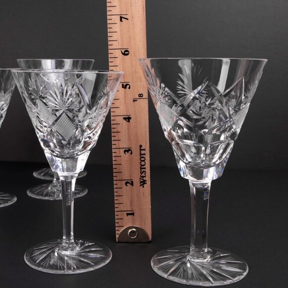 W J Hughes Crystal Janessa Water or Wine Glasses, Cut Star/Pinwheel /Fan Set 11 - Picture 8 of 13